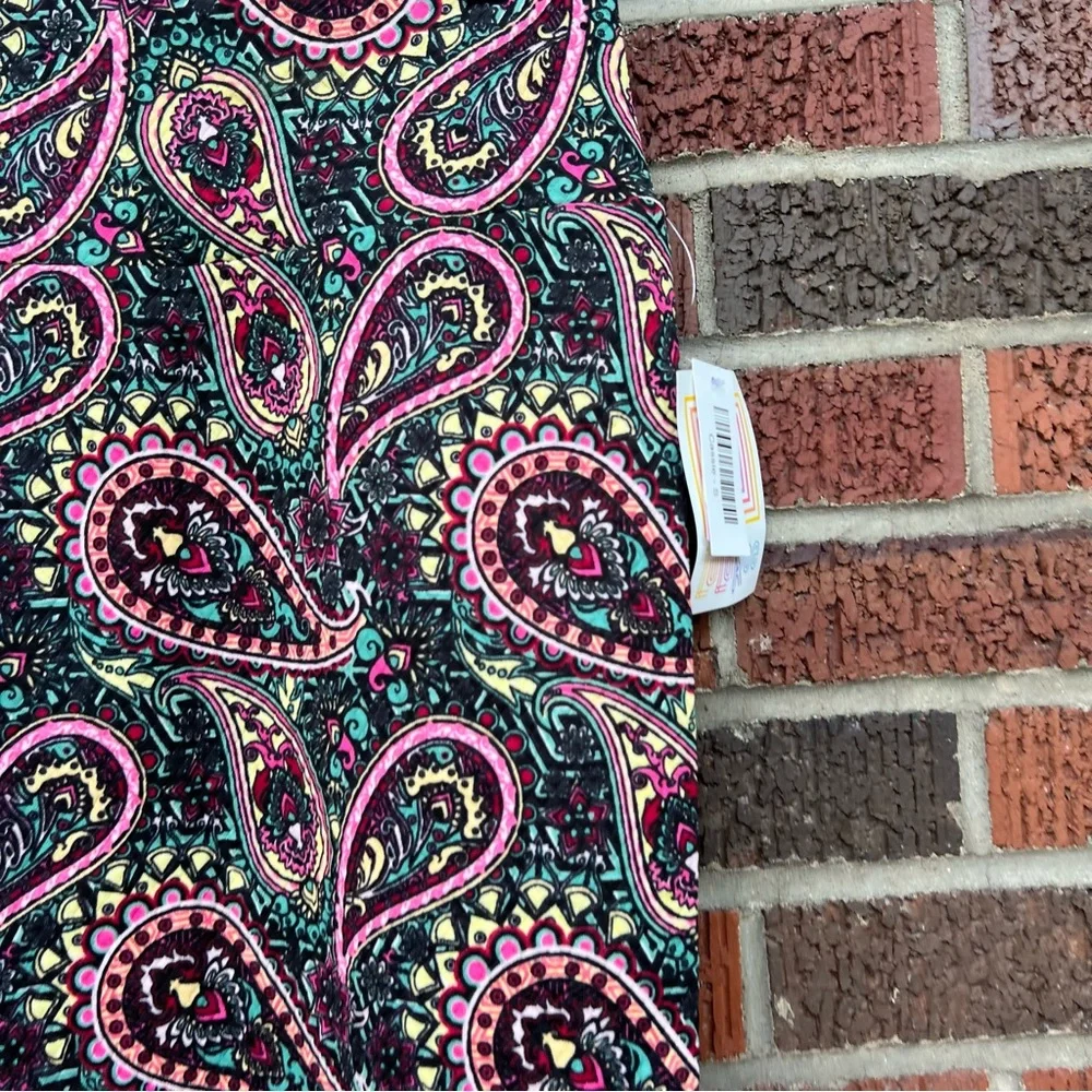 LuLaRoe Black and Multicolor Floral Paisley Textured High Rise Pencil Skirt 2